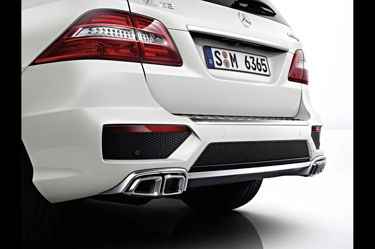 Nuova Mercedes-Benz ML 63 AMG (13)