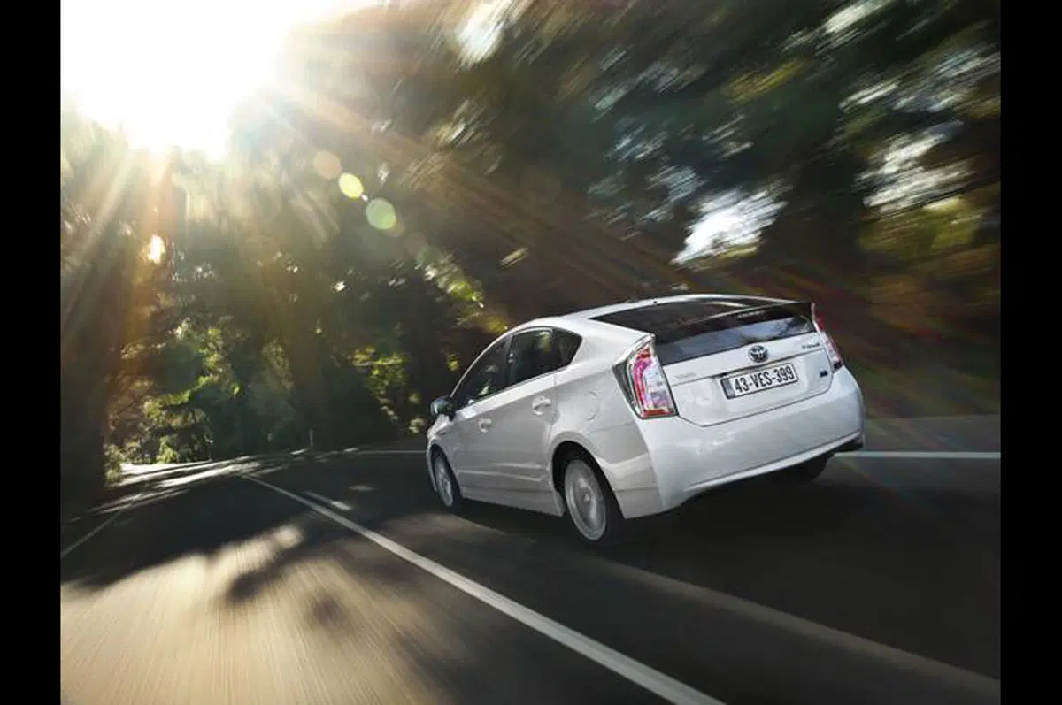 Toyota Prius 2012 al debutto in Europa (2)
