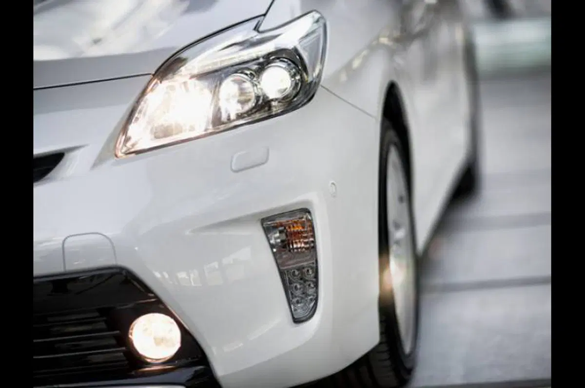 Toyota Prius 2012 al debutto in Europa (9)