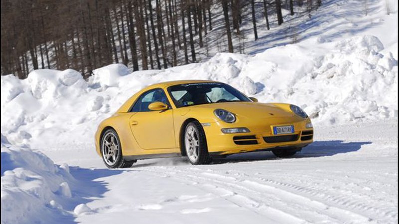 Porsche: pronti per la stagione sciistica 2011/2012