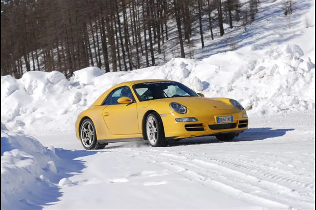 Porsche: pronti per la stagione sciistica 2011/2012