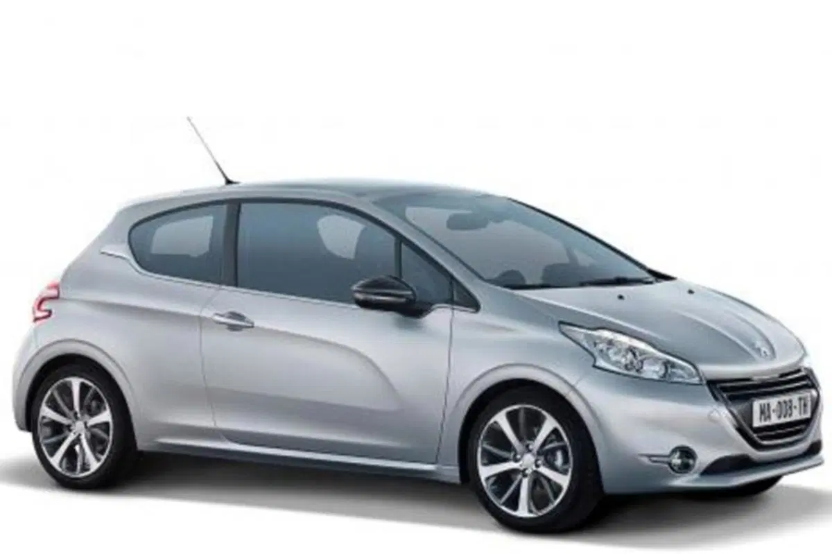 Peugeot 208: listino prezzi (6)