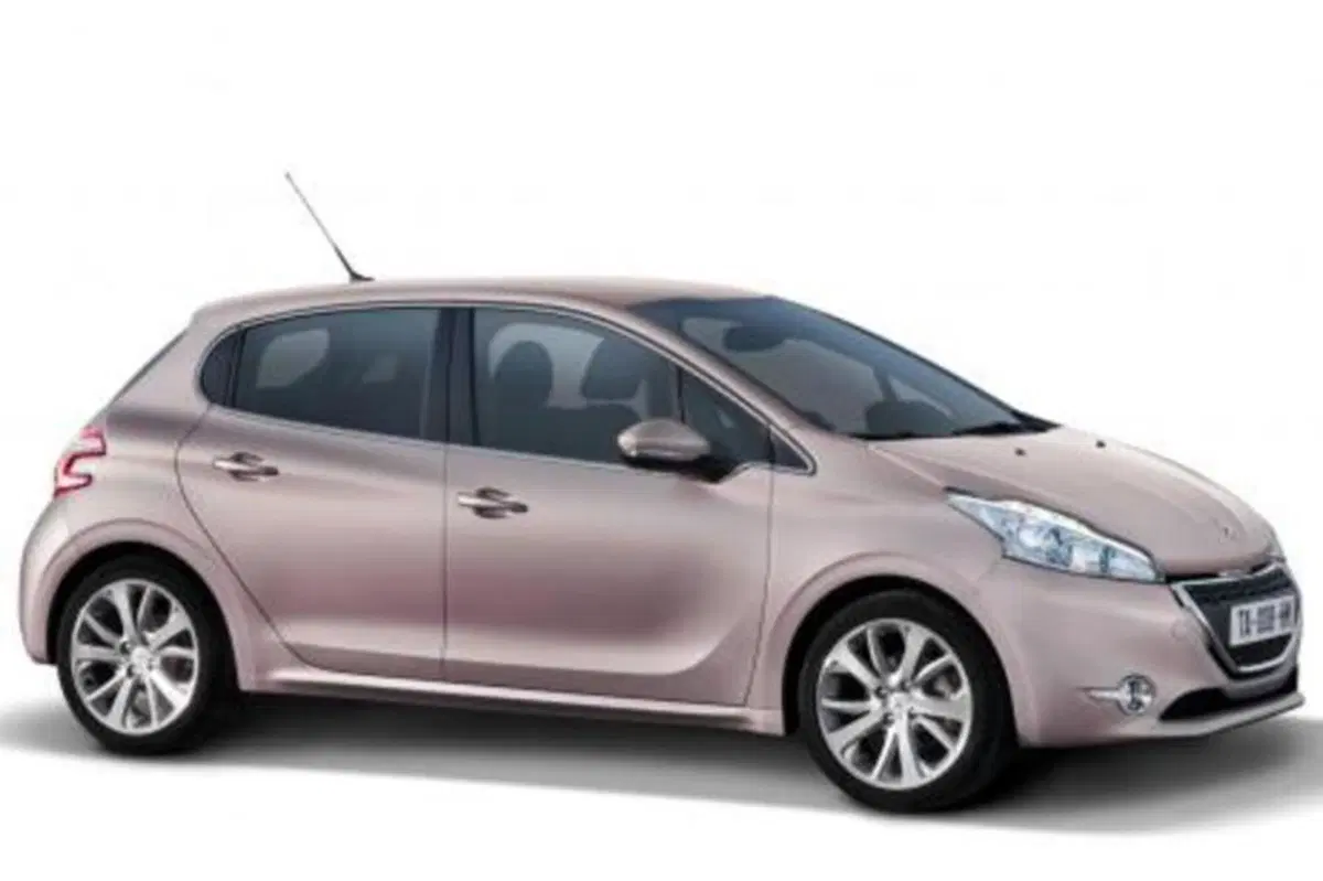 Peugeot 208: listino prezzi (7)
