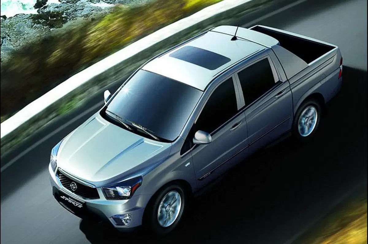 Ssangyong Korando Sports (2)
