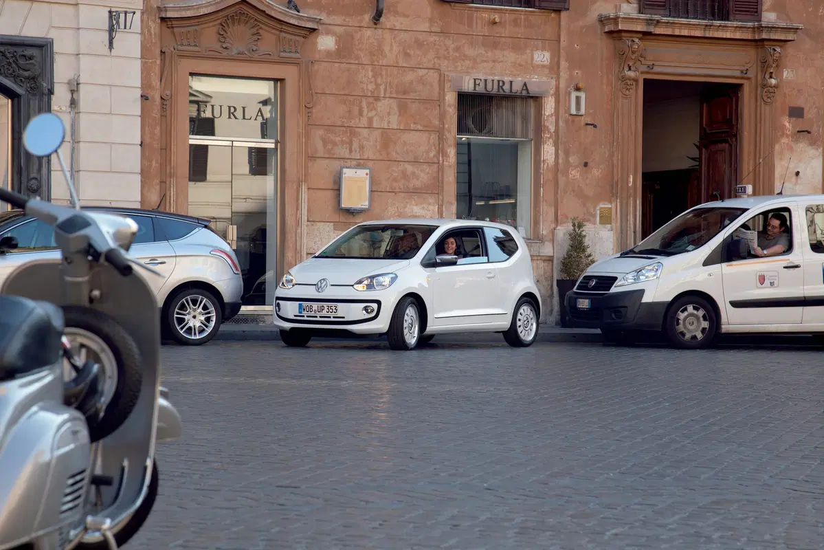 Volkswagen Up!: porte aperte il 21 e il 22 gennaio (7)