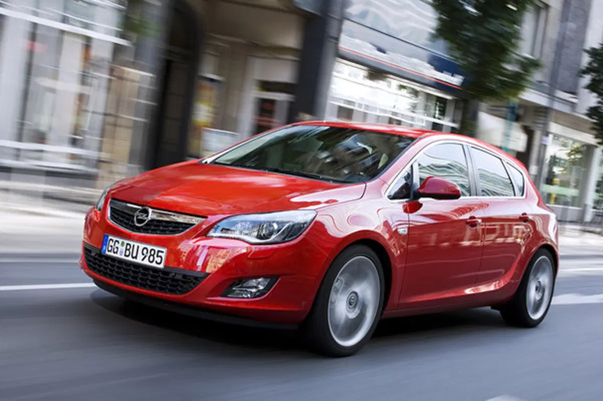 Opel: Astra e Meriva guadagnano l'alimentazione GPL (8)