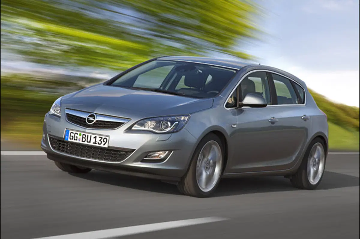 Opel: Astra e Meriva guadagnano l'alimentazione GPL (9)