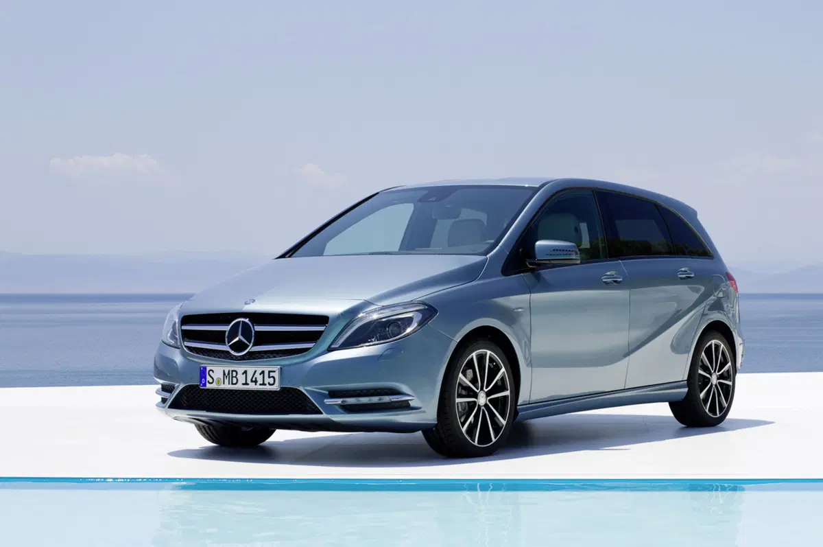Mercedes-Benz MOVIN' IN CONNECTION (12)