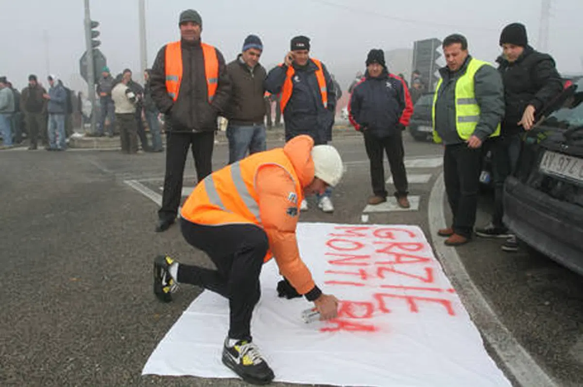 Sciopero dei tir: Italia paralizzata, manifestante perde la vita (5)