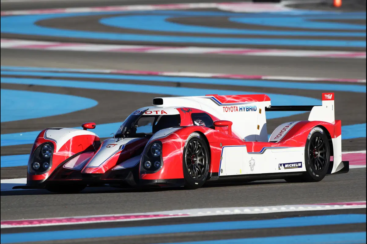 Toyota TS030 Hybrid: presentata la vettura da Endurance (3)