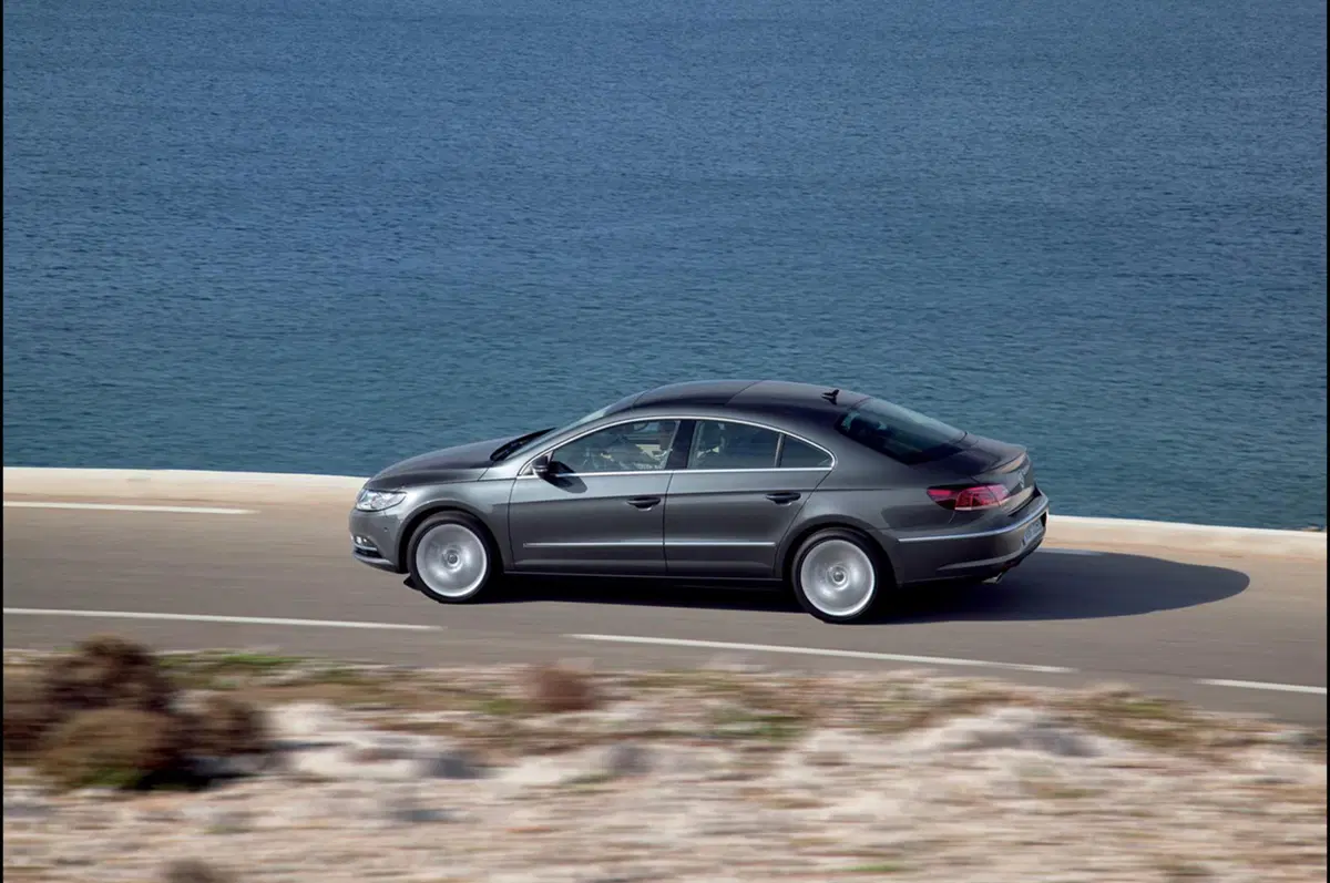 Volkswagen CC (2)