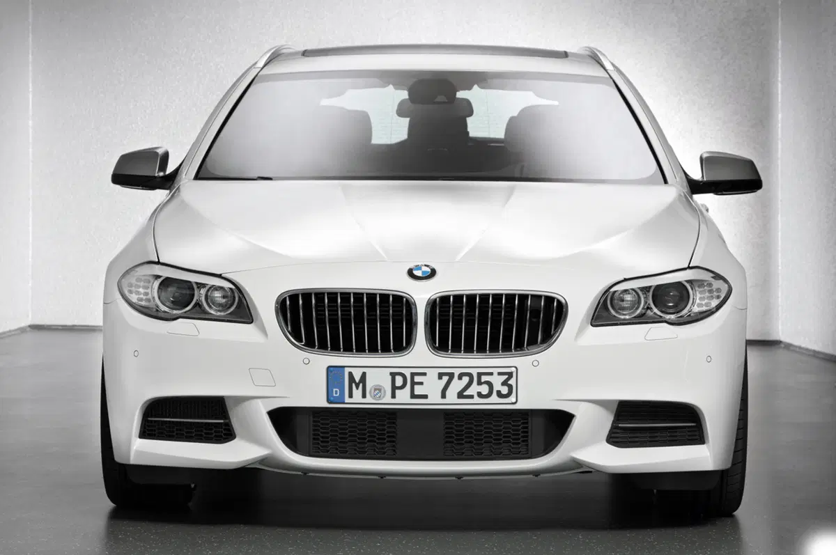 BMW M550d xDrive (9)