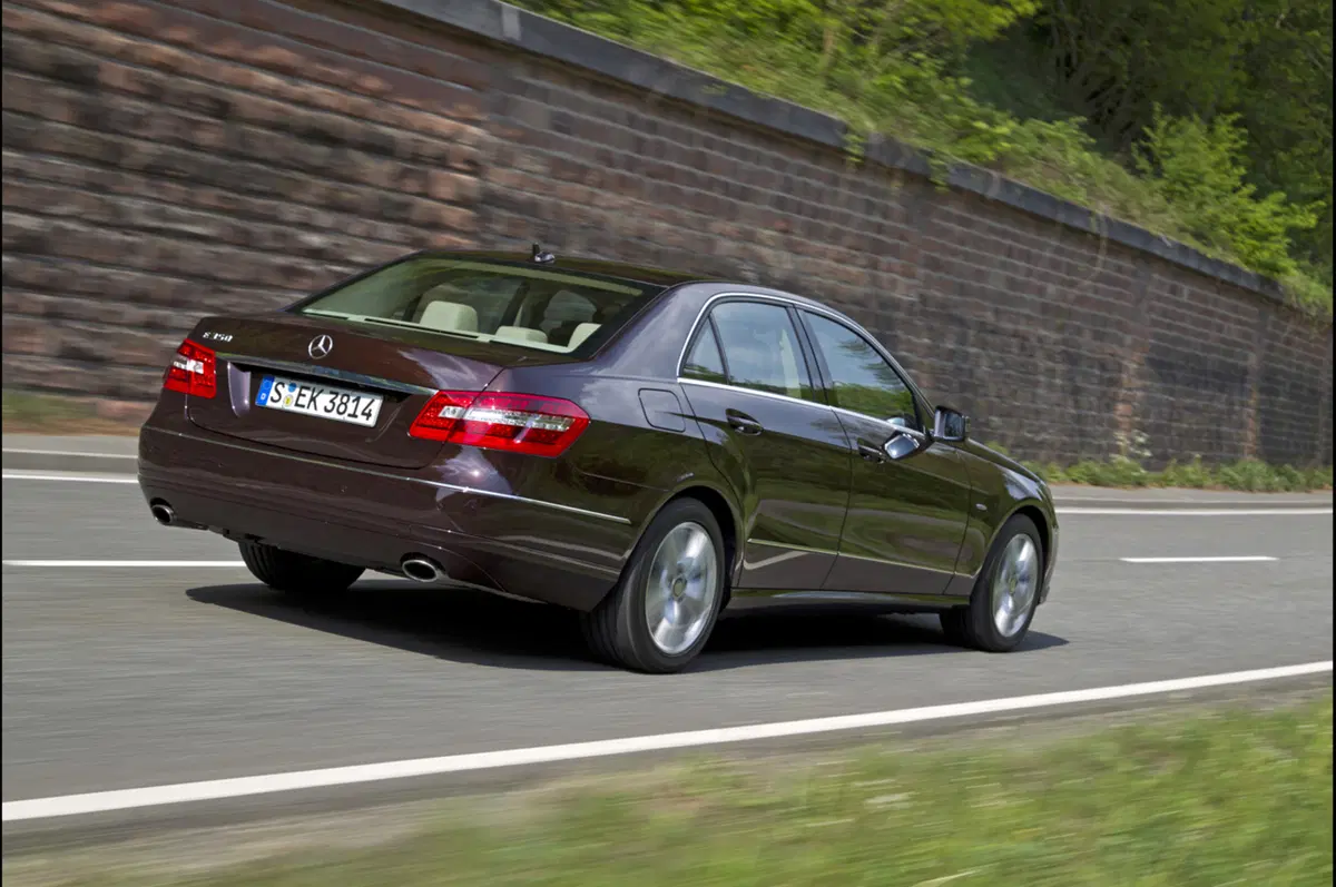Gamma Mercedes-Benz: col 2.1 diesel è 'Tax Ready' (2)