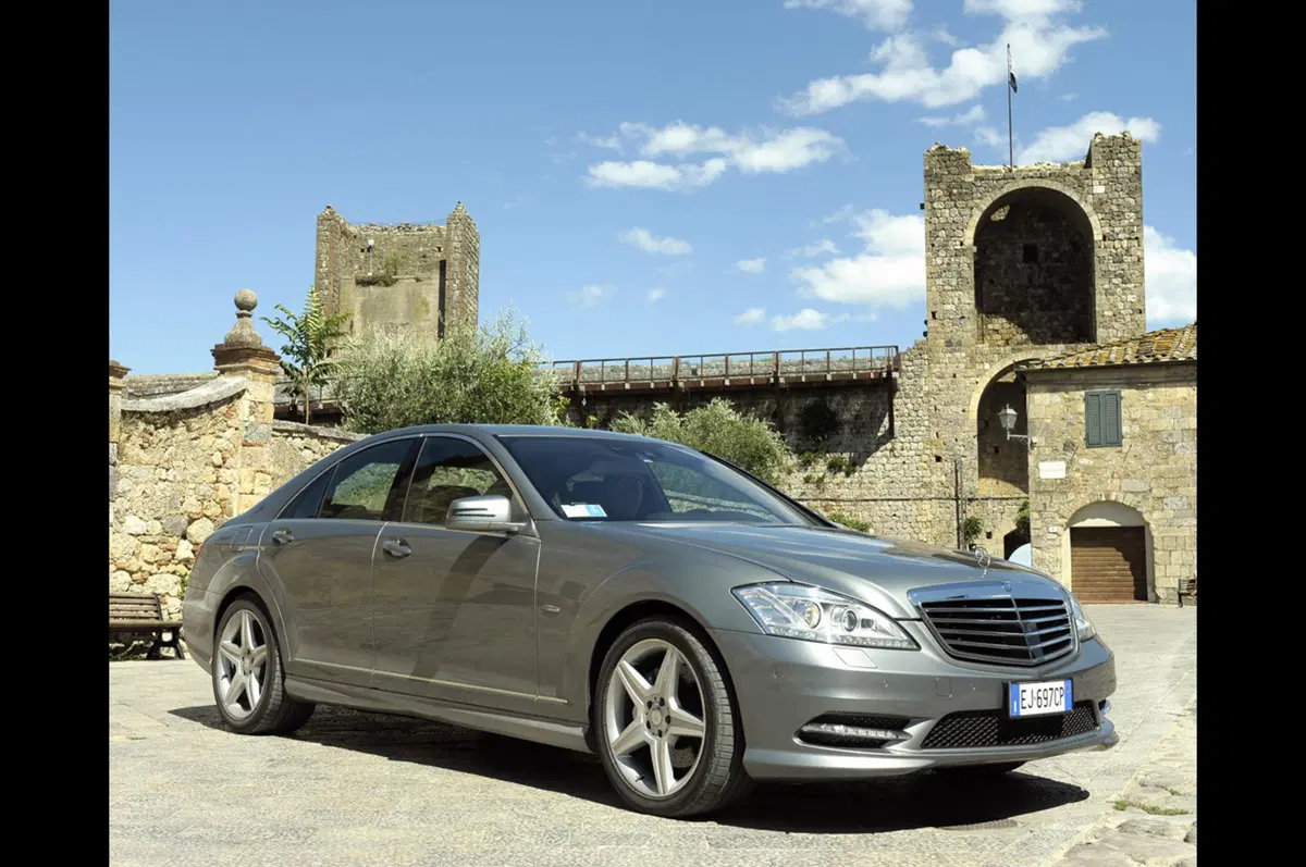 Gamma Mercedes-Benz: col 2.1 diesel è 'Tax Ready' (17)