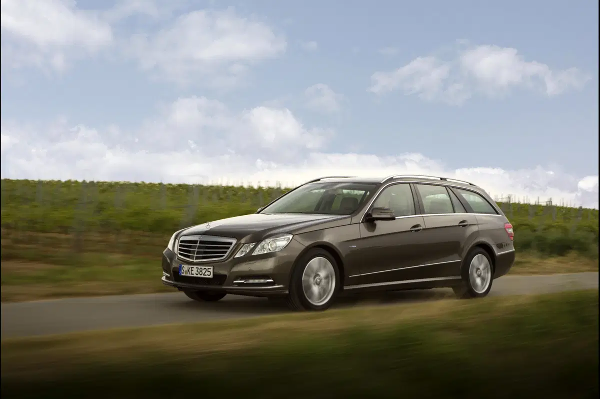 Gamma Mercedes-Benz: col 2.1 diesel è 'Tax Ready' (18)