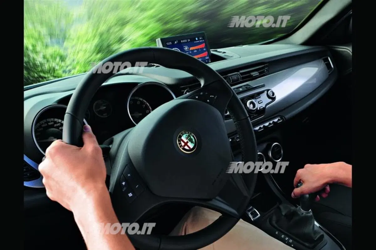 Alfa Romeo Giulietta TCT (6)