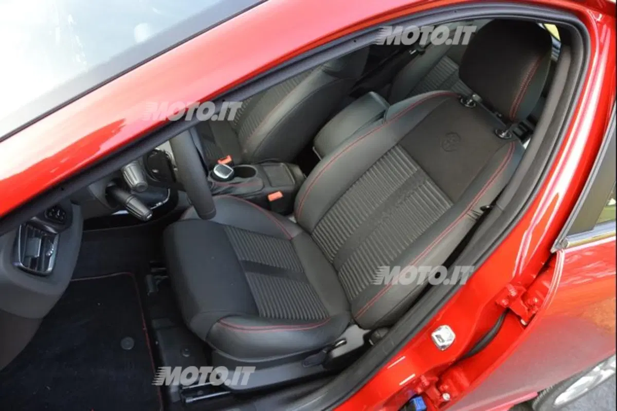 Alfa Romeo Giulietta TCT (14)