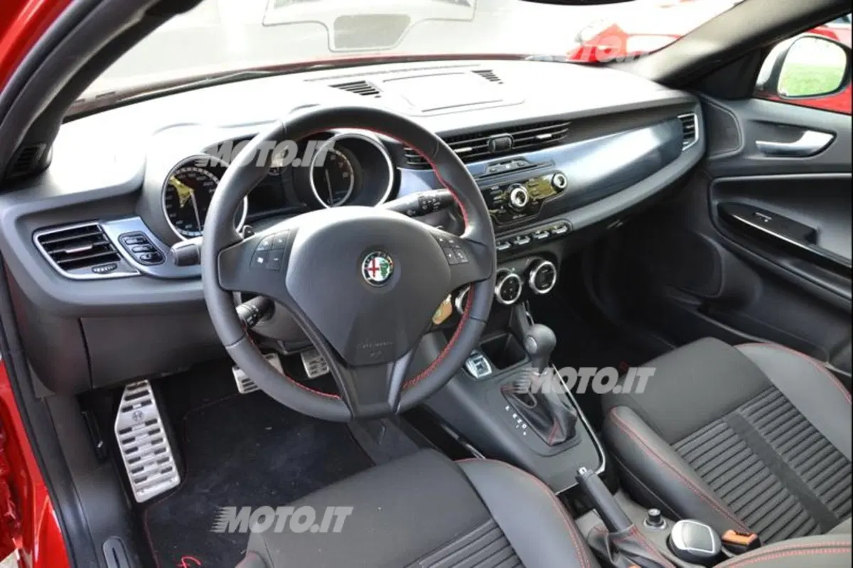 Alfa Romeo Giulietta TCT (15)