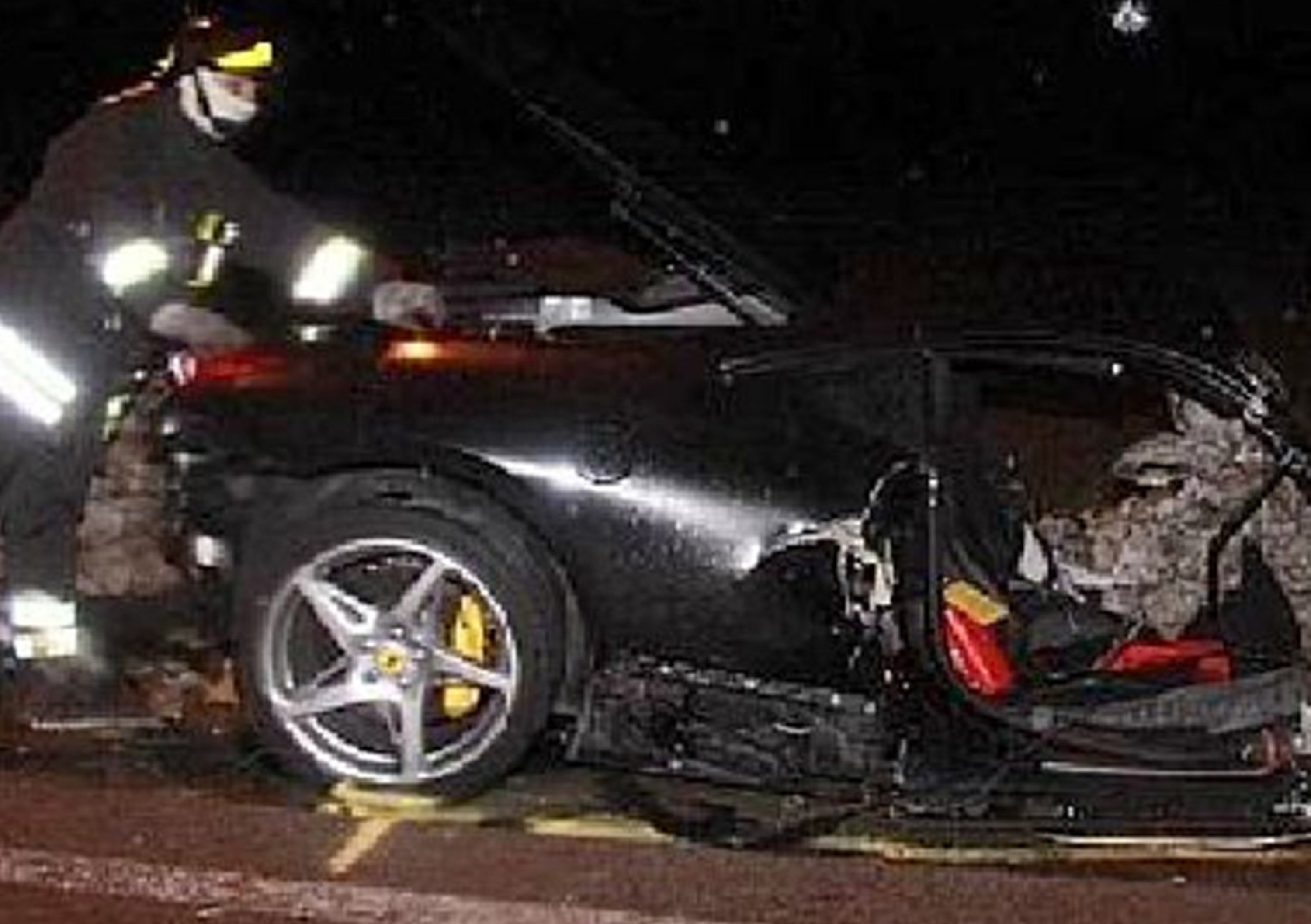 Una Ferrari coinvolta in un grave incidente in Puglia
