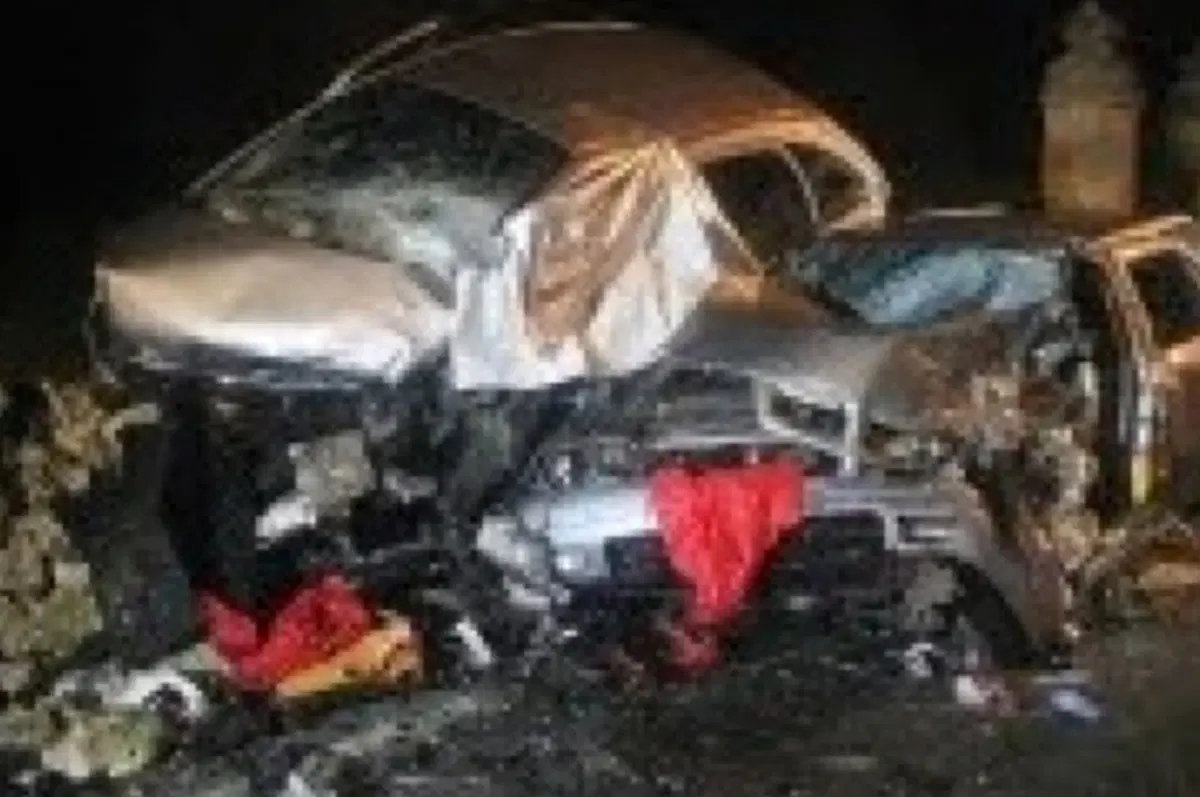 Una Ferrari coinvolta in un grave incidente in Puglia (2)