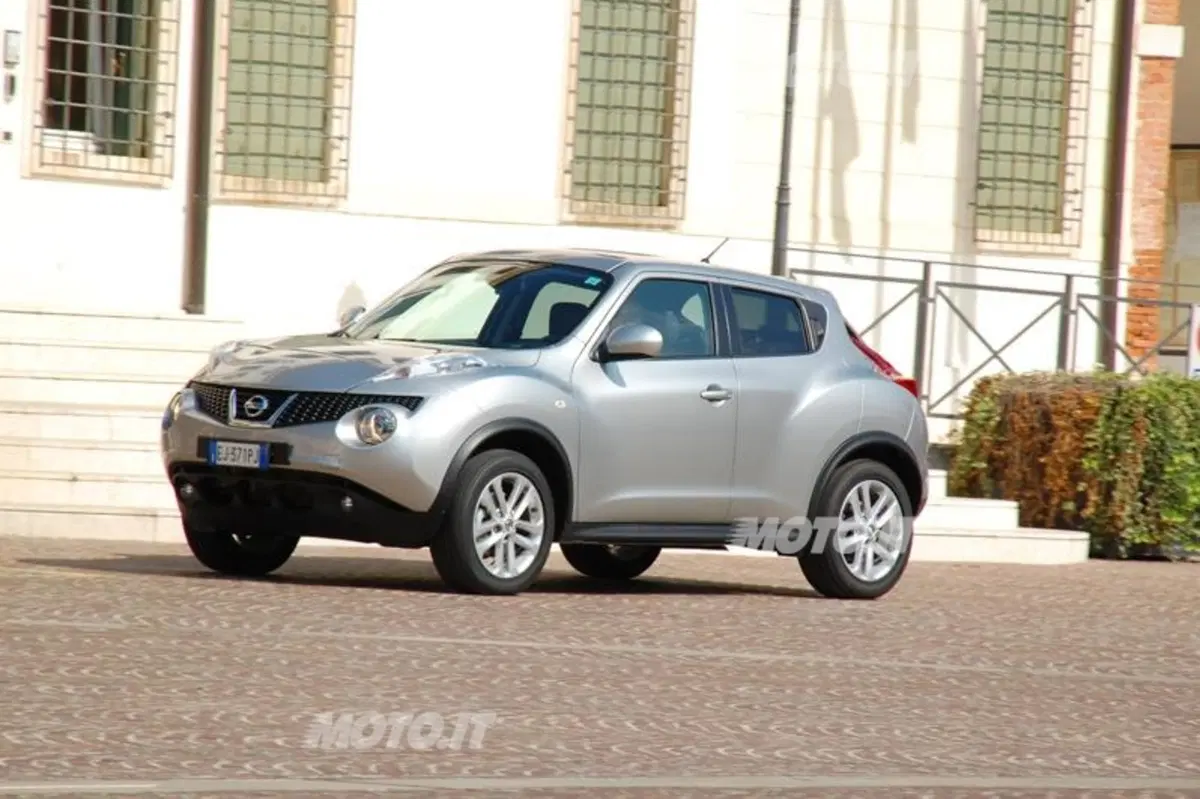 Nissan Juke 1.6 DIG-T Tekna (2)