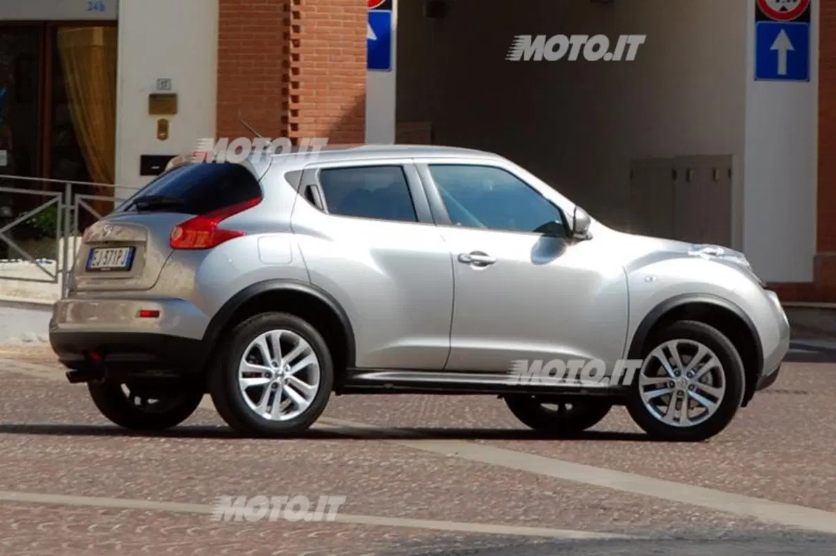 Nissan Juke 1.6 DIG-T Tekna (5)