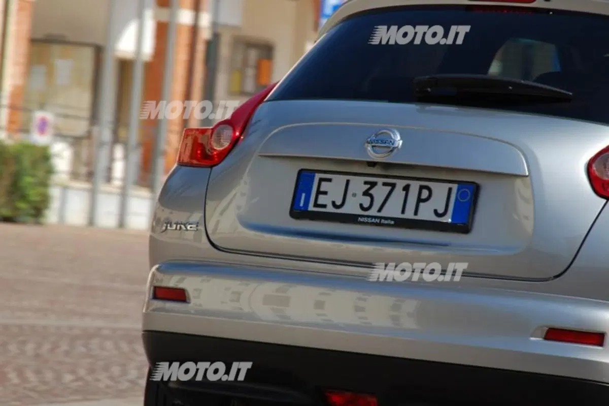 Nissan Juke 1.6 DIG-T Tekna (8)