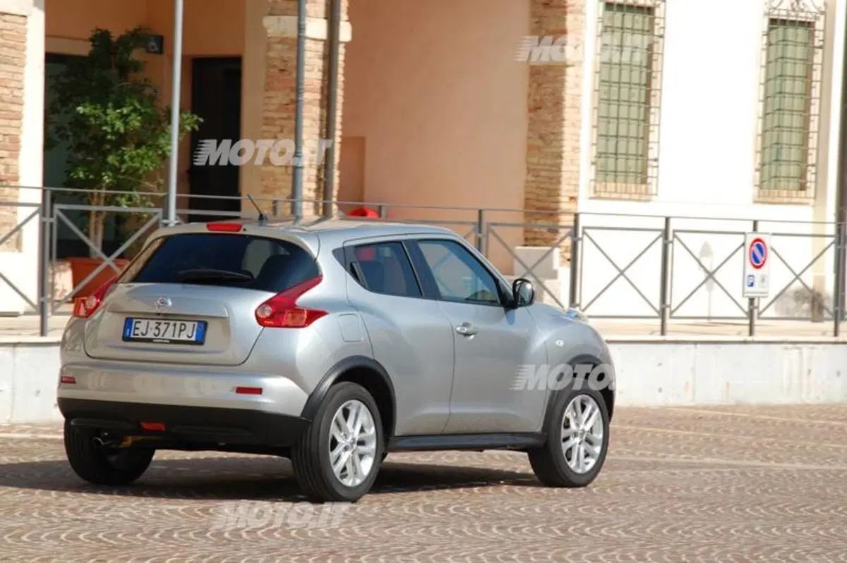 Nissan Juke 1.6 DIG-T Tekna (11)