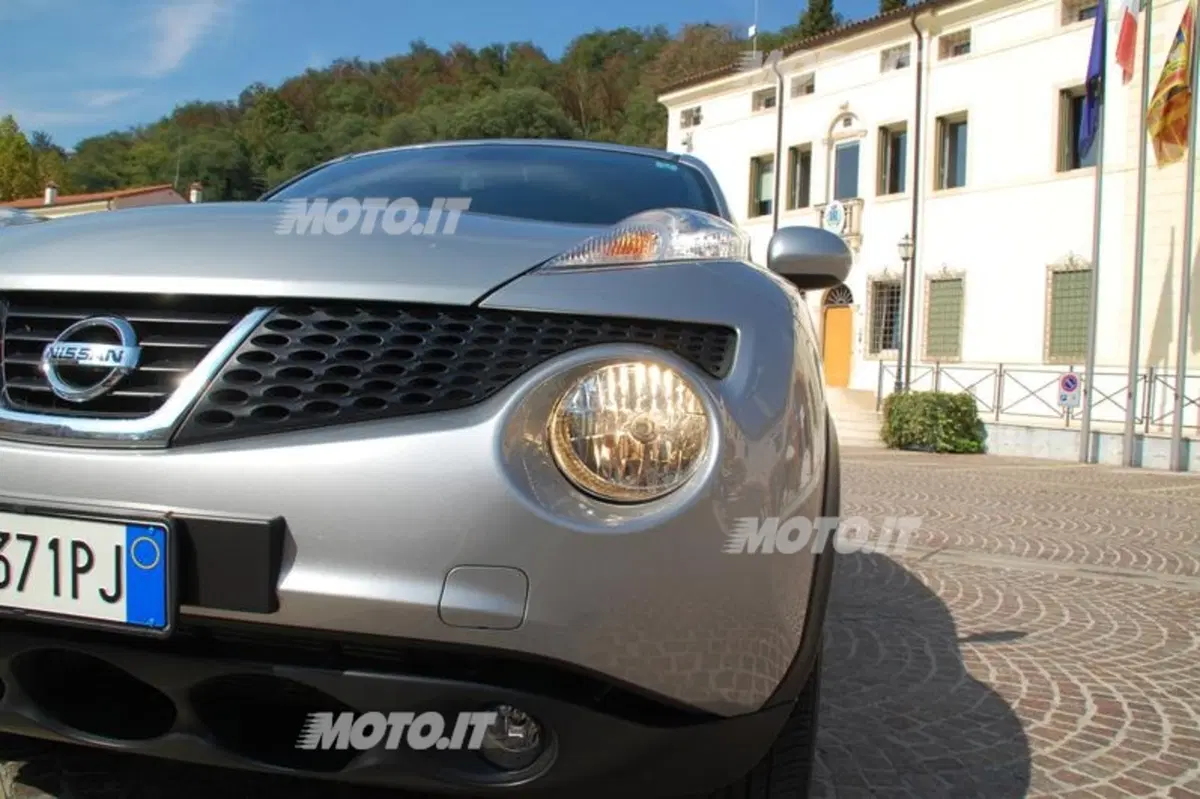Nissan Juke 1.6 DIG-T Tekna (22)