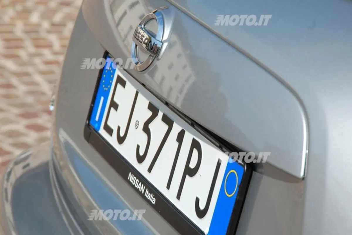 Nissan Juke 1.6 DIG-T Tekna (28)