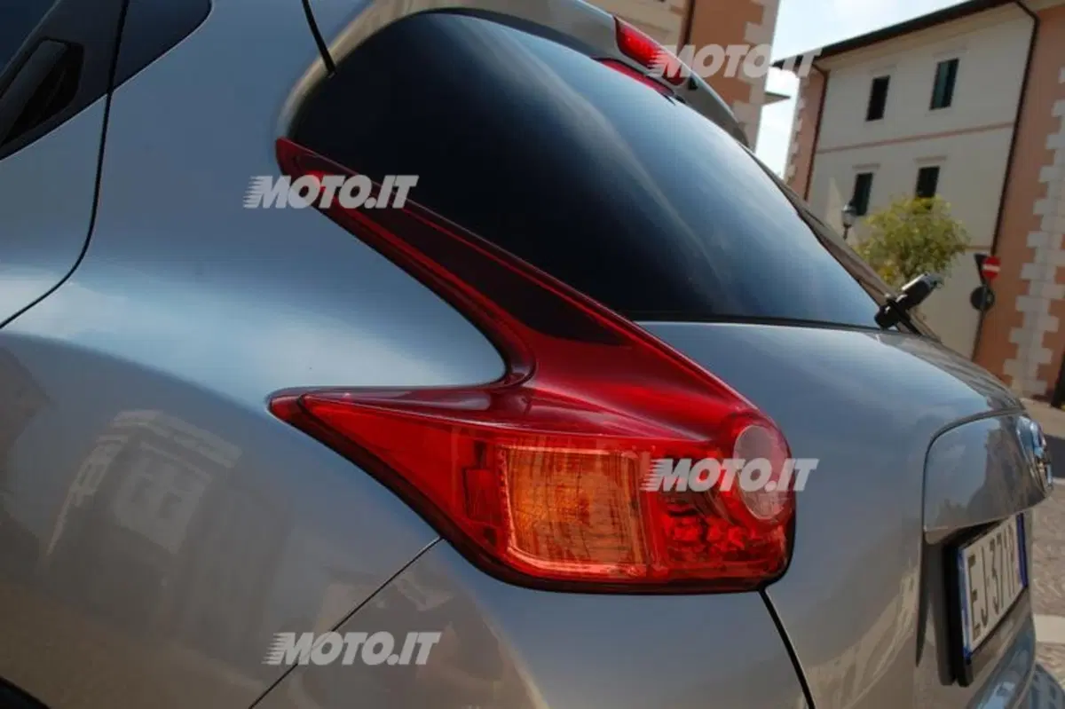 Nissan Juke 1.6 DIG-T Tekna (33)