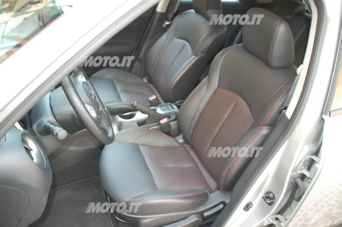 Nissan Juke 1.6 DIG-T Tekna (41)