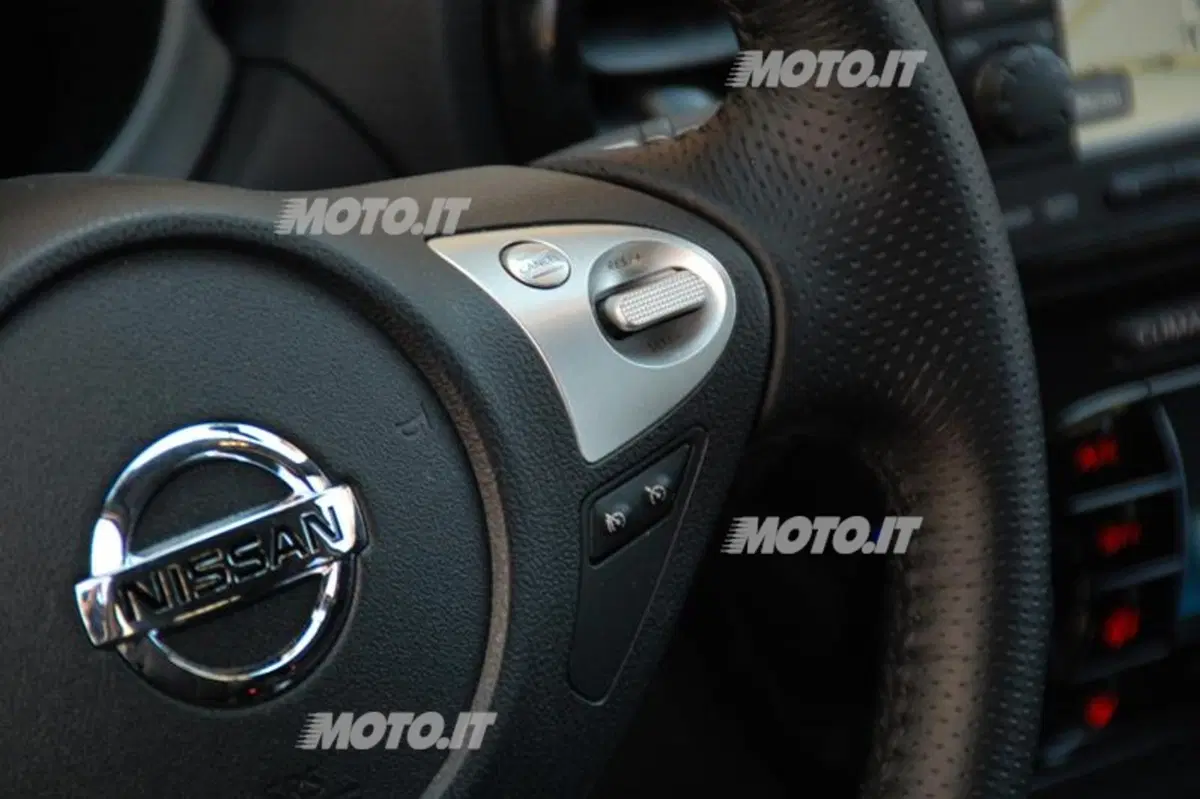 Nissan Juke 1.6 DIG-T Tekna (46)