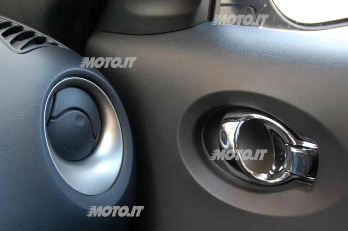 Nissan Juke 1.6 DIG-T Tekna (47)