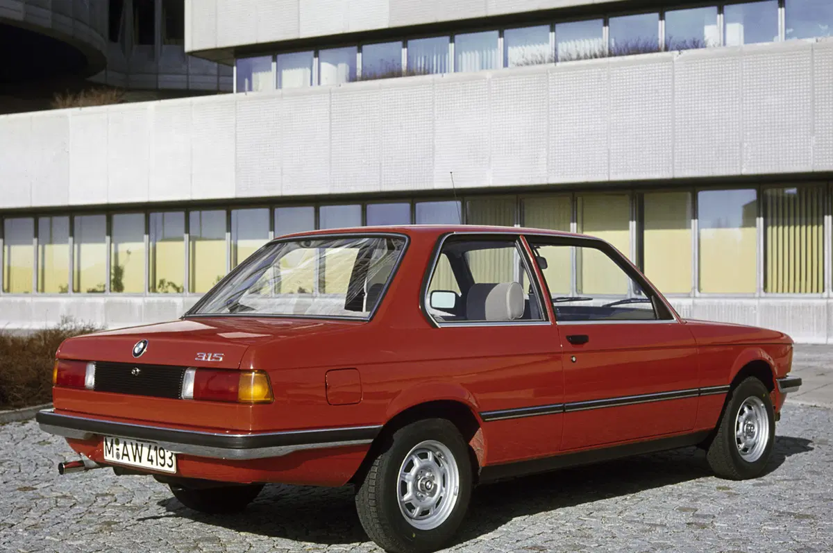 BMW Serie 3: una storia lunga sei generazioni (6)