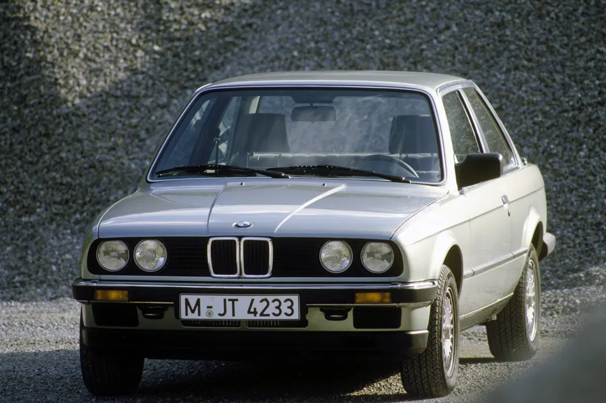 BMW Serie 3: una storia lunga sei generazioni (7)