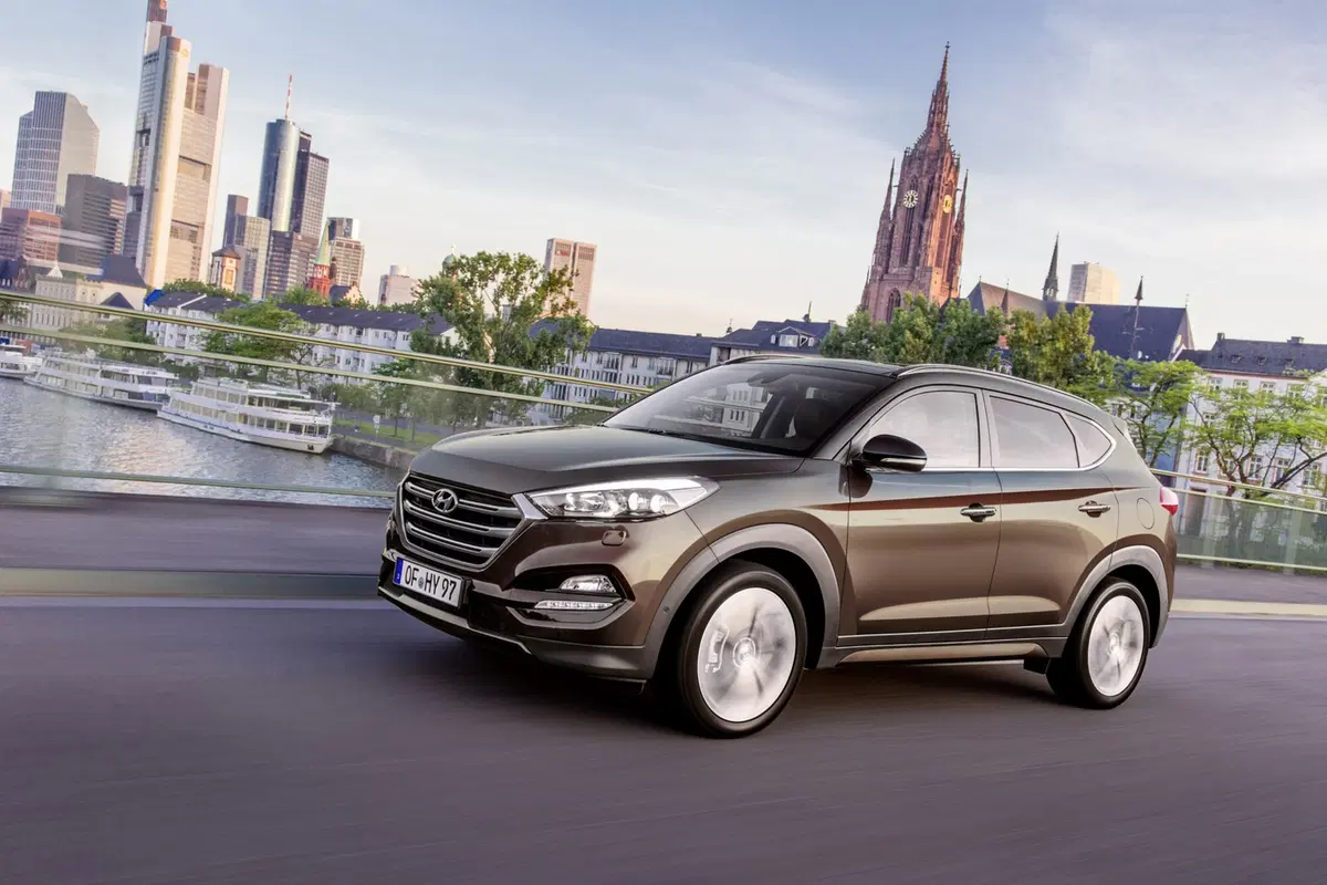 Quale comprare, Confronto: Seat Ateca 1.6 TDI Style Vs Hyundai Tucson 1.7 CRDi Comfort (3)
