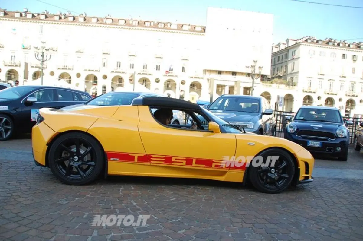 Tesla Roadster (4)