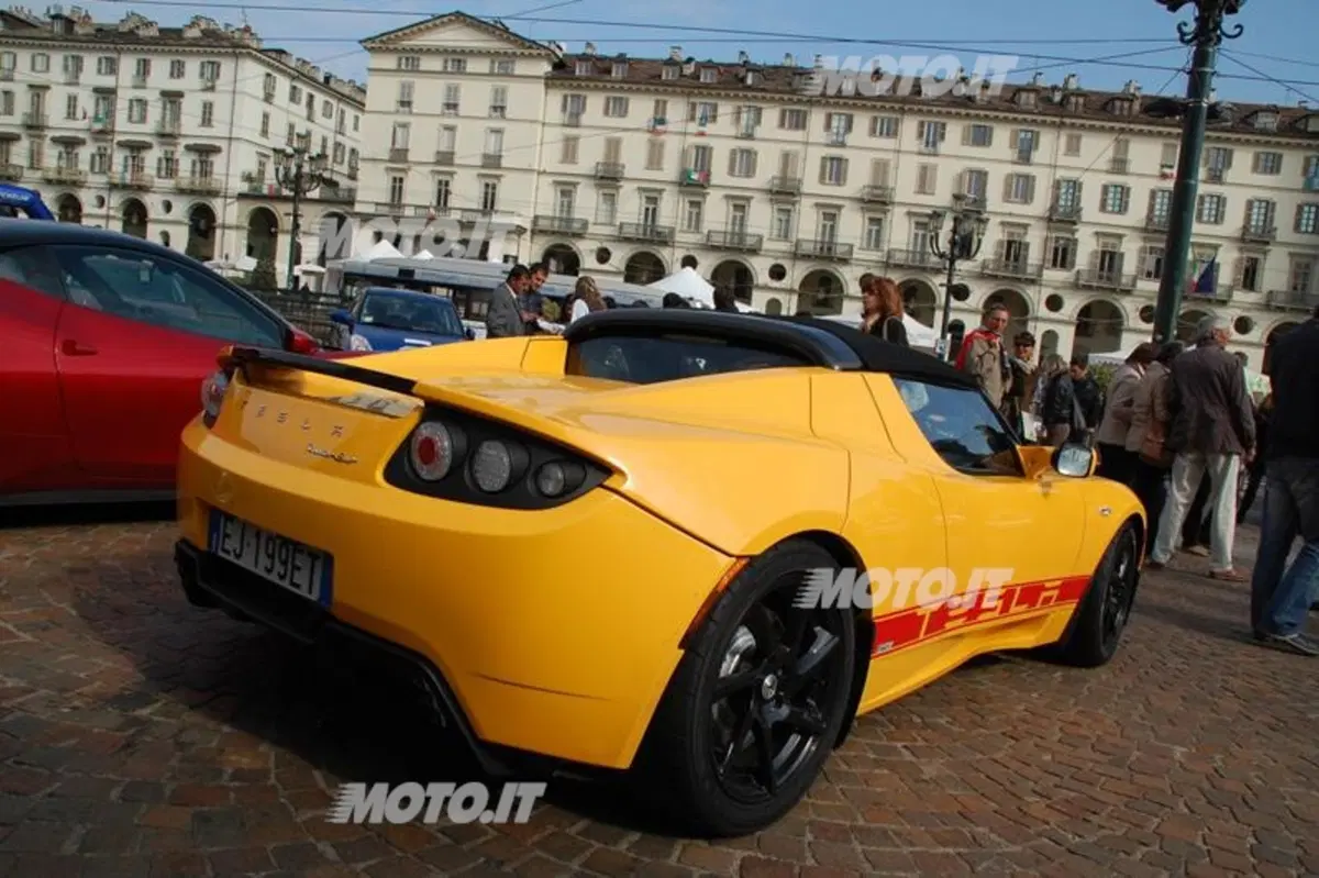 Tesla Roadster (10)