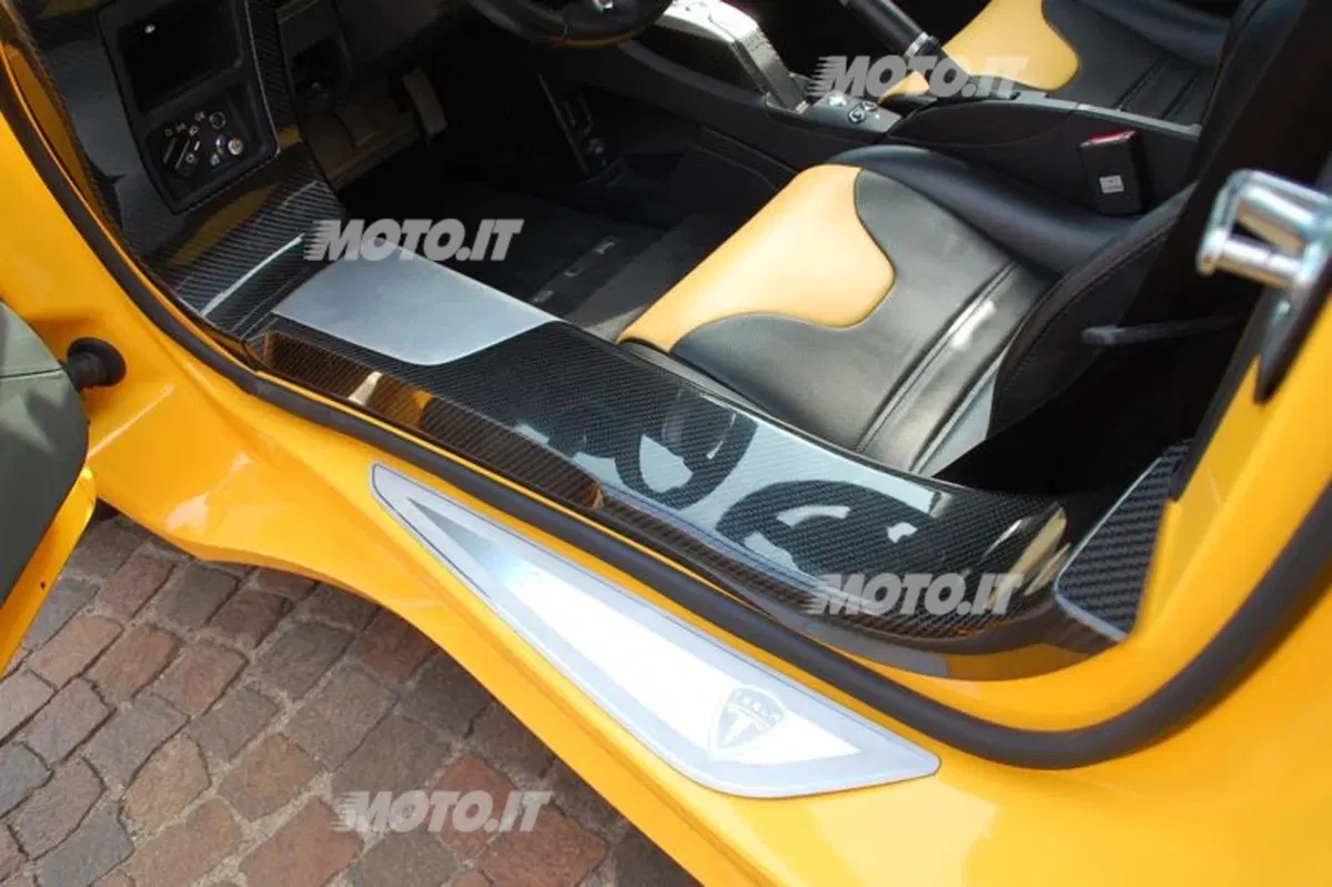 Tesla Roadster (11)