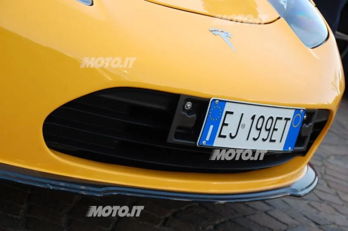 Tesla Roadster (17)