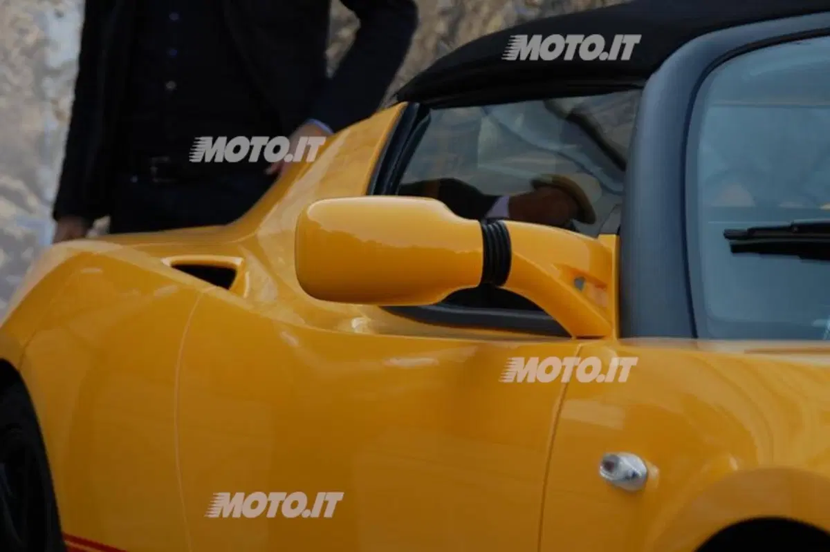 Tesla Roadster (28)