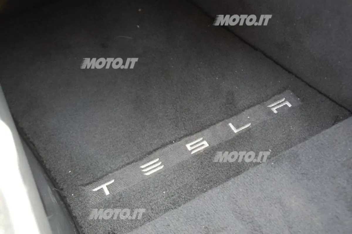 Tesla Roadster (55)