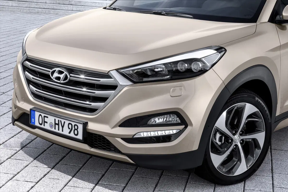 Quale comprare, Confronto: Seat Ateca 1.6 TDI Style Vs Hyundai Tucson 1.7 CRDi Comfort