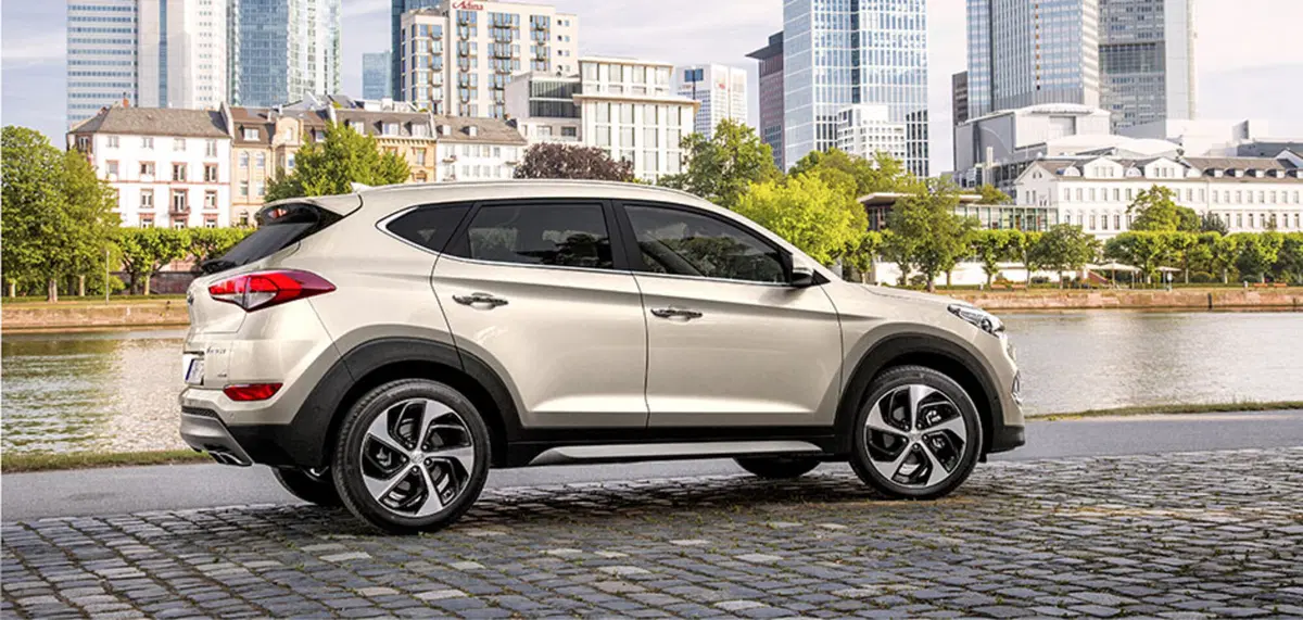 Quale comprare, Confronto: Seat Ateca 1.6 TDI Style Vs Hyundai Tucson 1.7 CRDi Comfort (3)