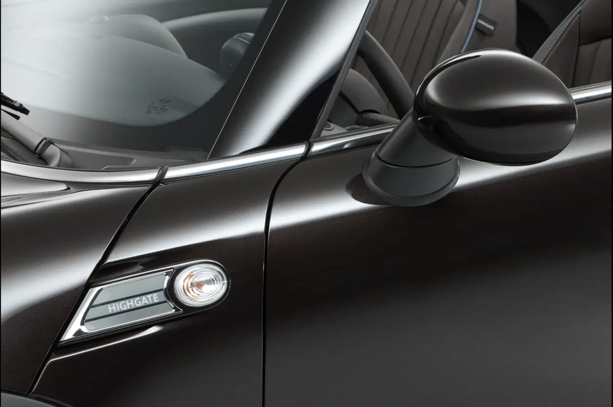 Mini Cabrio Highgate (11)
