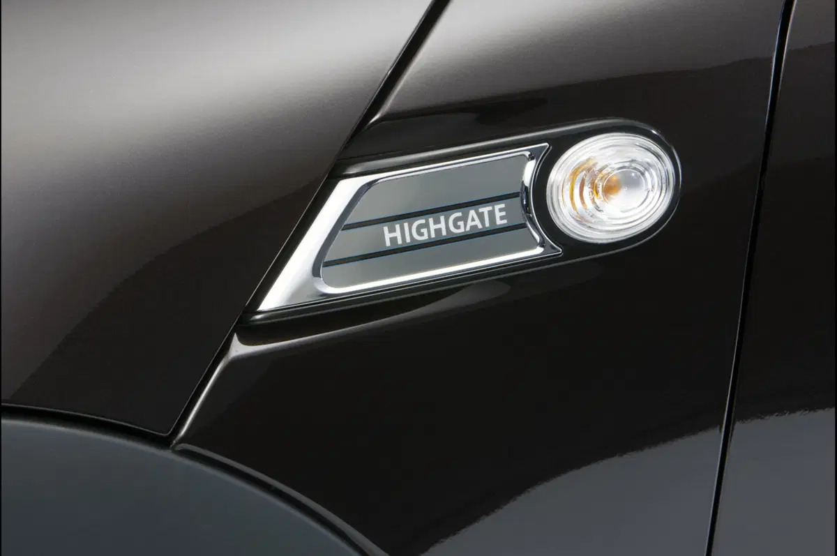 Mini Cabrio Highgate (12)