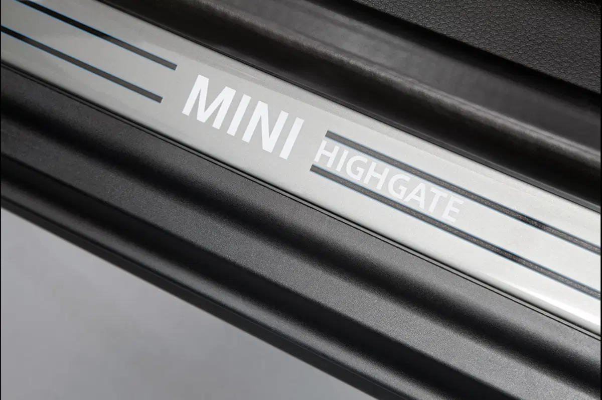 Mini Cabrio Highgate (17)
