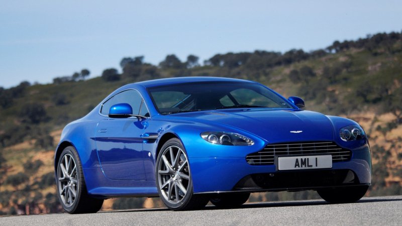 Aston Martin chiude il 2011 con una crescita del 17%
