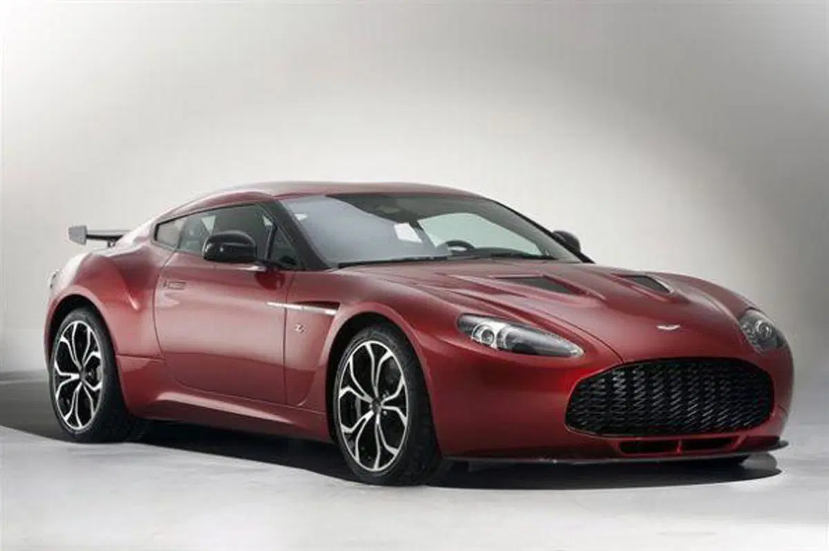 Aston Martin V12 Zagato: ecco la versione definitiva (2)
